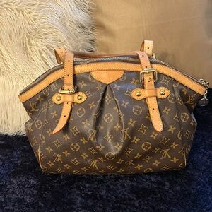 💎✨BEAUTIFUL✨💎 Authentic Louis Vuitton Tivoli GM Monogram Coated Canvas